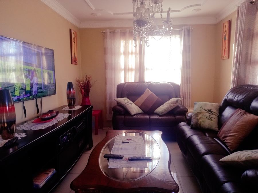 3 Bedroom Property for Sale in Earlsfield KwaZulu-Natal