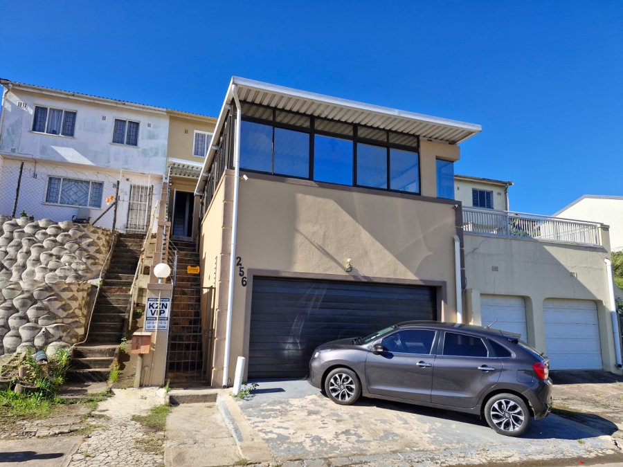 To Let 3 Bedroom Property for Rent in Sunford KwaZulu-Natal