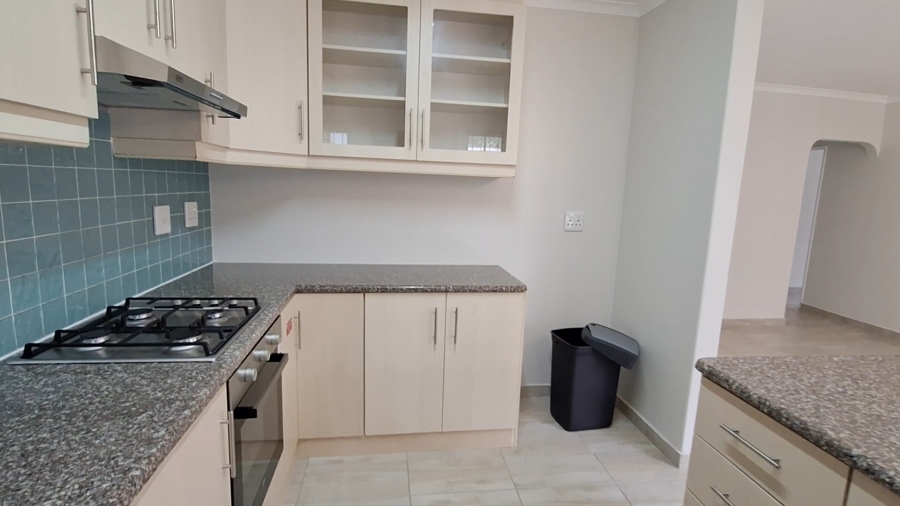 To Let 3 Bedroom Property for Rent in Amanzimtoti KwaZulu-Natal