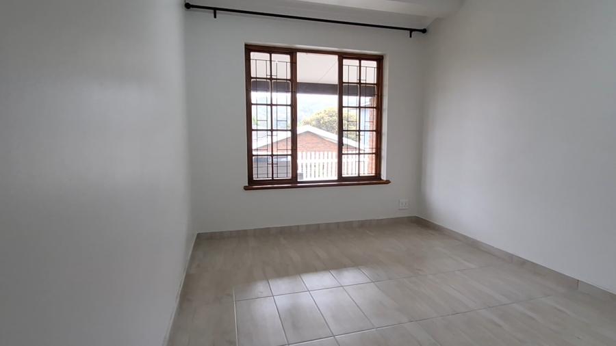 To Let 3 Bedroom Property for Rent in Amanzimtoti KwaZulu-Natal