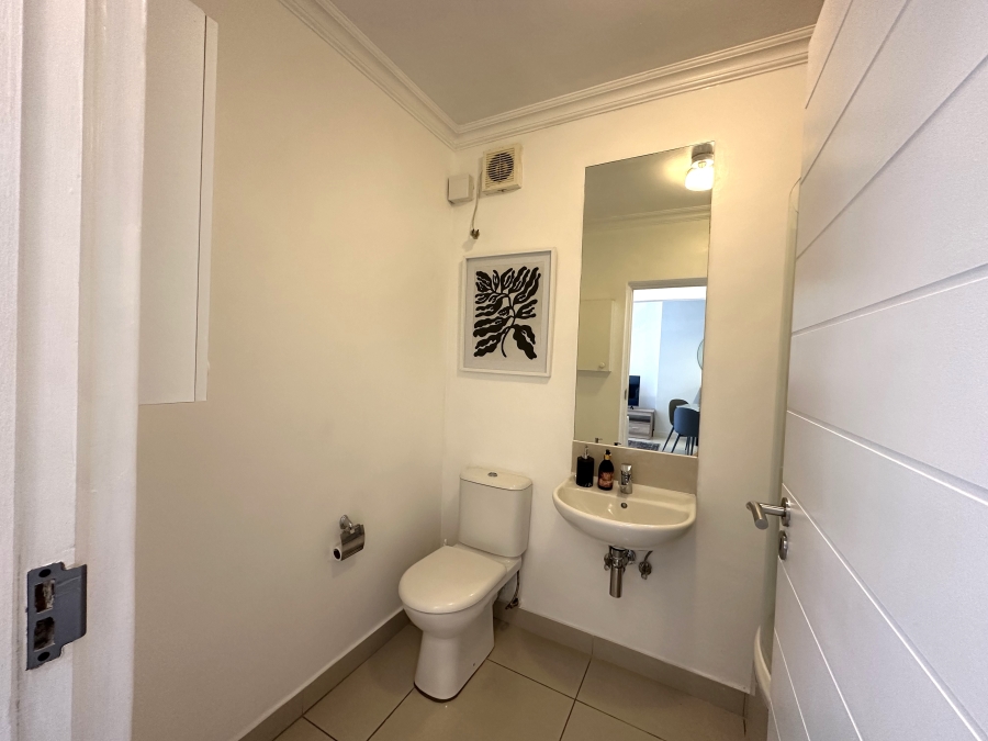 2 Bedroom Property for Sale in New Town Centre KwaZulu-Natal