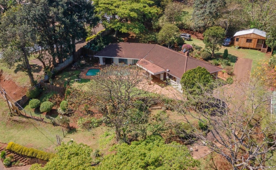 4 Bedroom Property for Sale in Kloof KwaZulu-Natal