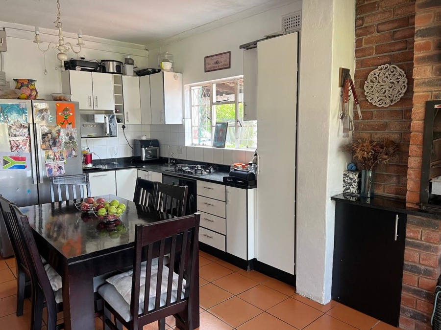 4 Bedroom Property for Sale in Pinelands KwaZulu-Natal