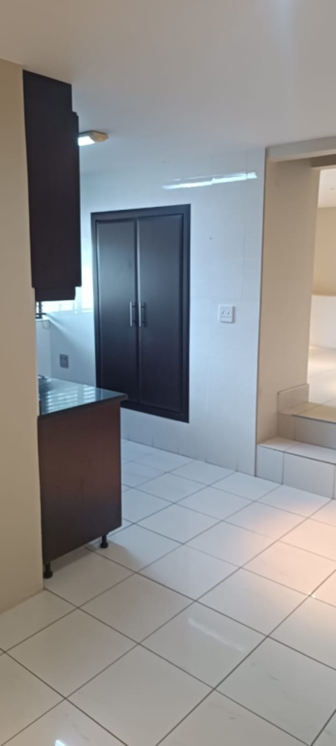 To Let 1 Bedroom Property for Rent in Bluff KwaZulu-Natal