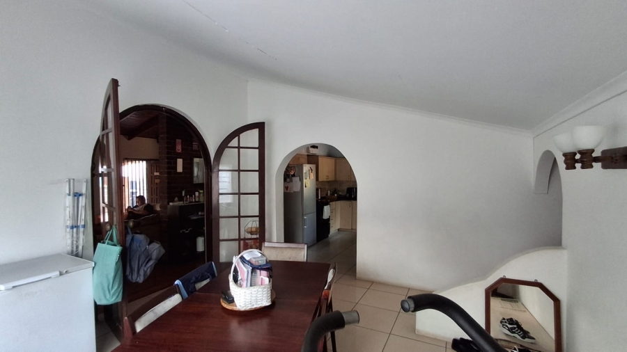 4 Bedroom Property for Sale in Brighton Beach KwaZulu-Natal