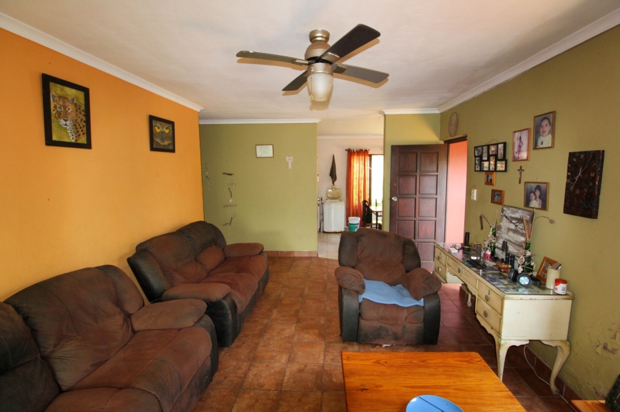 3 Bedroom Property for Sale in Ocean View KwaZulu-Natal