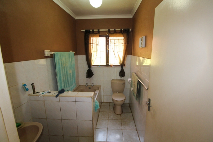 3 Bedroom Property for Sale in Ocean View KwaZulu-Natal