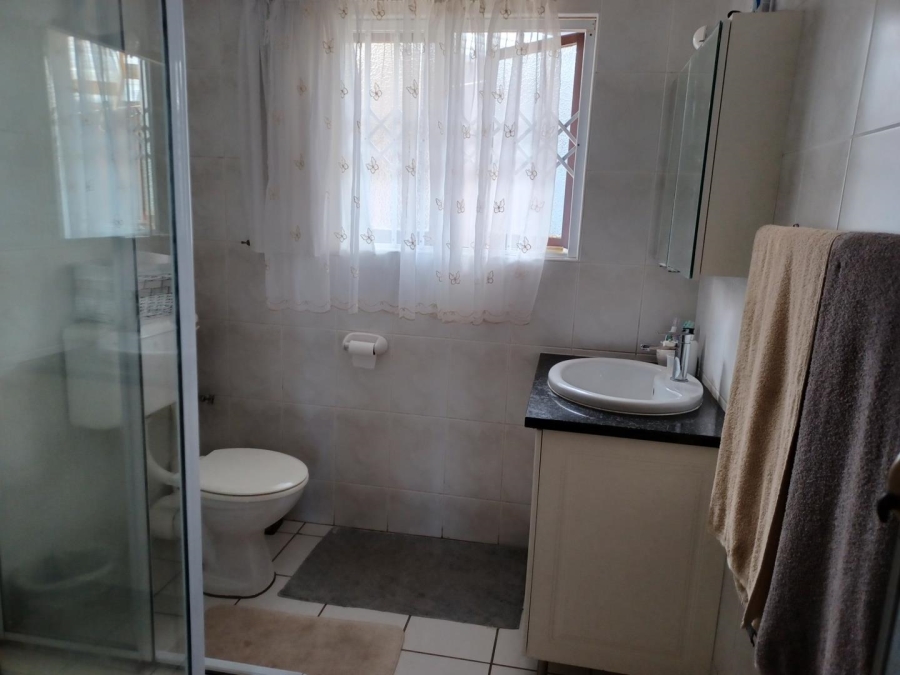 3 Bedroom Property for Sale in Oslo Beach KwaZulu-Natal