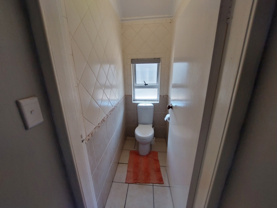 3 Bedroom Property for Sale in Uvongo Beach KwaZulu-Natal