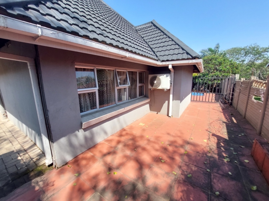 3 Bedroom Property for Sale in Uvongo Beach KwaZulu-Natal