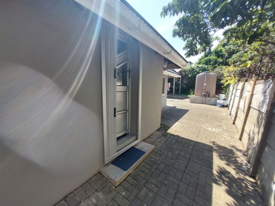 3 Bedroom Property for Sale in Uvongo Beach KwaZulu-Natal