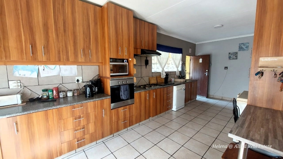 3 Bedroom Property for Sale in Sunnyridge KwaZulu-Natal