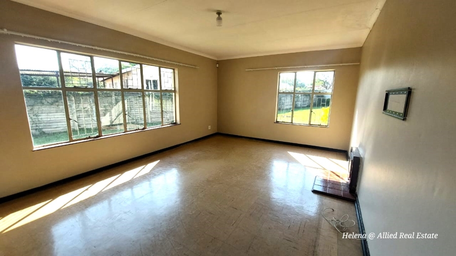 3 Bedroom Property for Sale in Sunnyridge KwaZulu-Natal