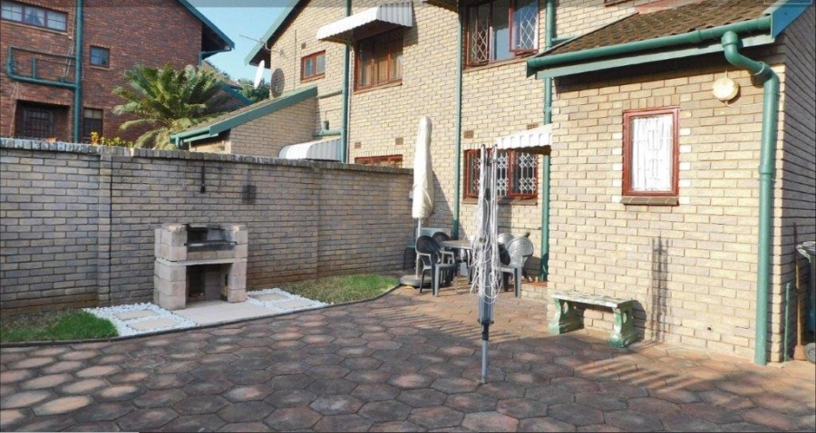 3 Bedroom Property for Sale in Brighton Beach KwaZulu-Natal