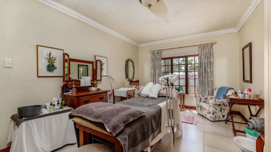 5 Bedroom Property for Sale in Shortens Country Estate KwaZulu-Natal