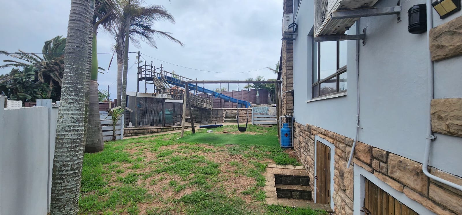 6 Bedroom Property for Sale in Ocean View KwaZulu-Natal