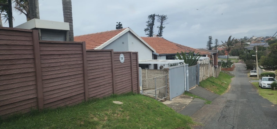 6 Bedroom Property for Sale in Ocean View KwaZulu-Natal