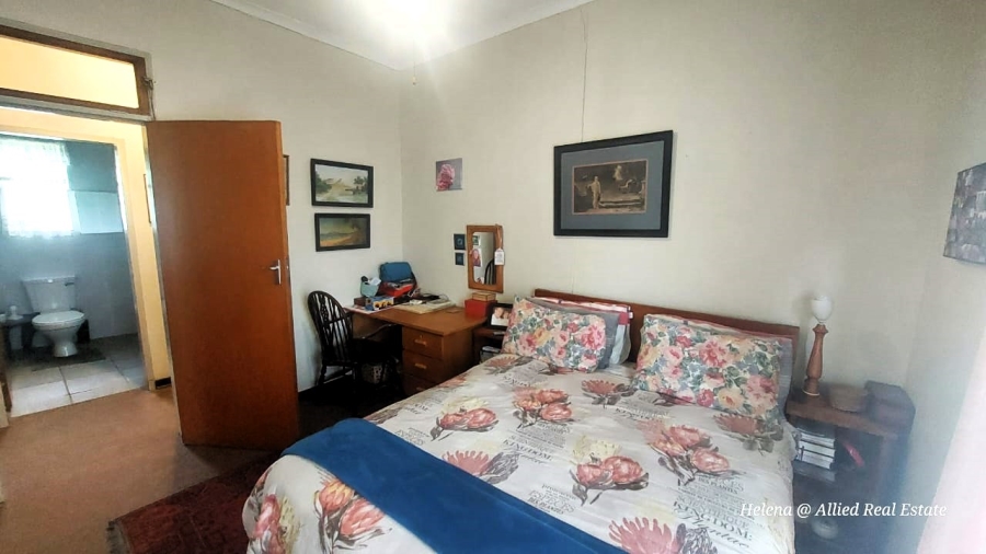 3 Bedroom Property for Sale in Sunnyridge KwaZulu-Natal