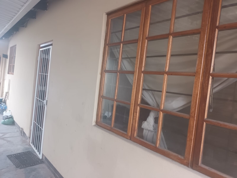 To Let 1 Bedroom Property for Rent in Bellair KwaZulu-Natal