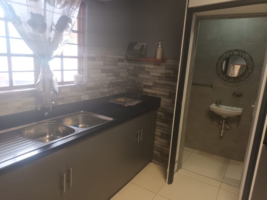 To Let 1 Bedroom Property for Rent in Bellair KwaZulu-Natal