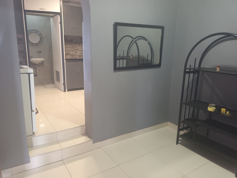 To Let 1 Bedroom Property for Rent in Bellair KwaZulu-Natal