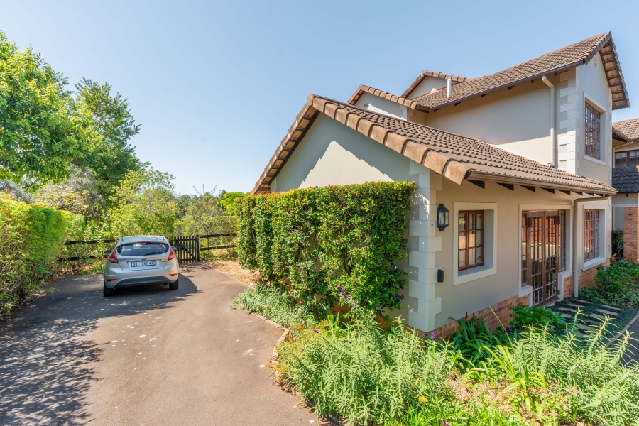 5 Bedroom Property for Sale in Clifton Hill Estate KwaZulu-Natal