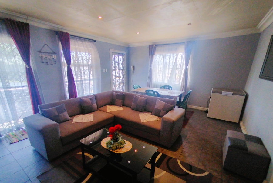 3 Bedroom Property for Sale in Palmview KwaZulu-Natal