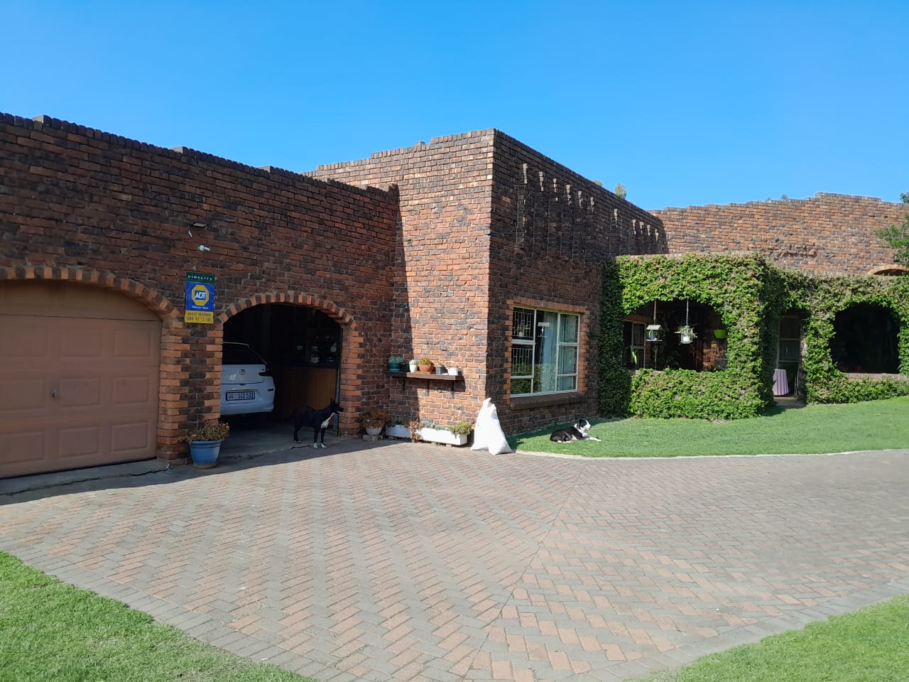 7 Bedroom Property for Sale in Schuinshoogte KwaZulu-Natal