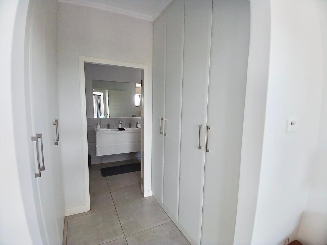 To Let 3 Bedroom Property for Rent in Shakas Rock KwaZulu-Natal