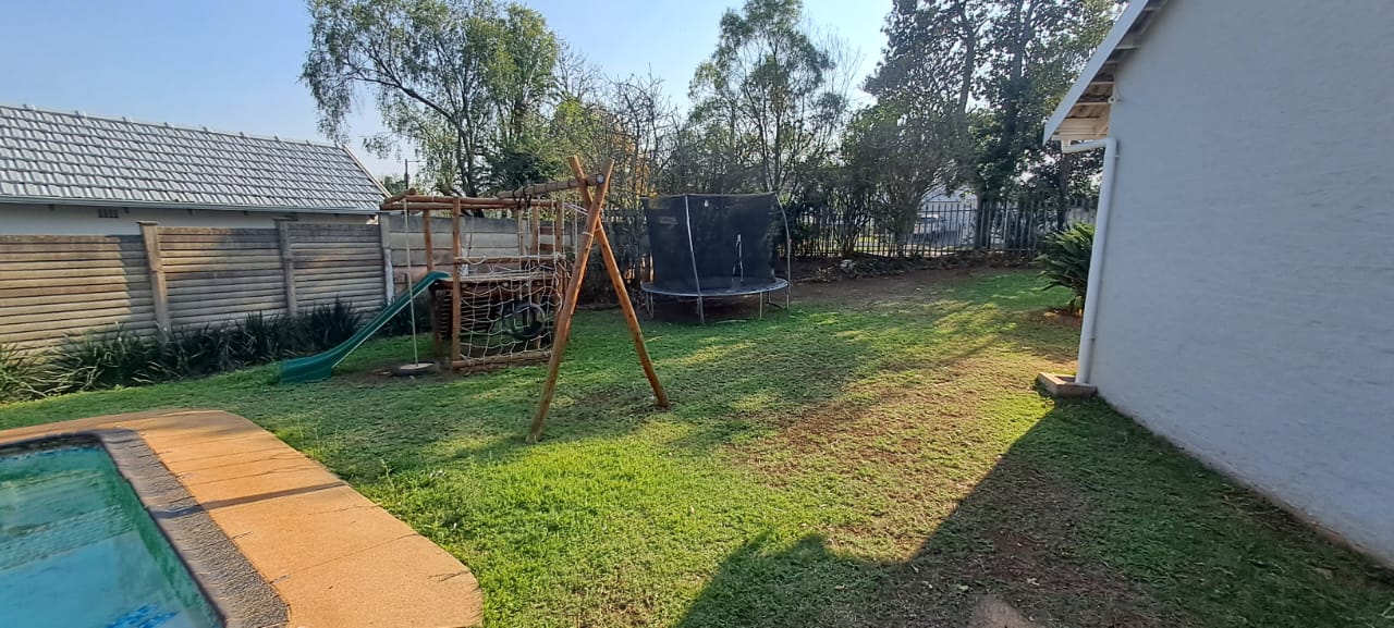 4 Bedroom Property for Sale in Hayfields KwaZulu-Natal