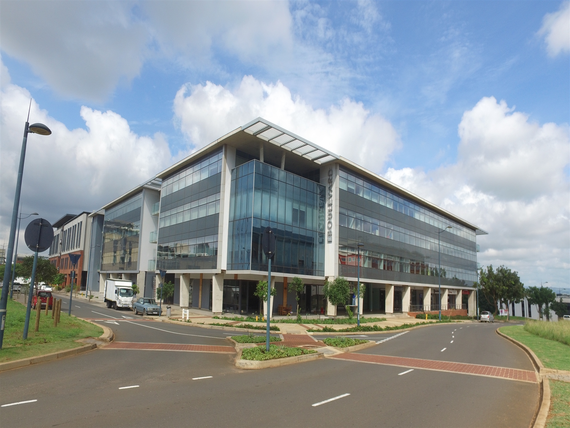 To Let commercial Property for Rent in Umhlanga KwaZulu-Natal