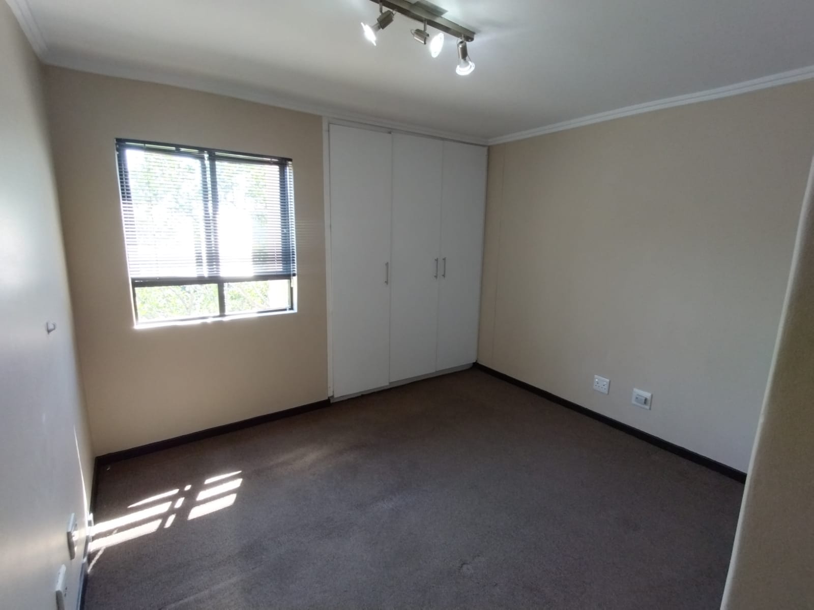 To Let 2 Bedroom Property for Rent in Berea West KwaZulu-Natal