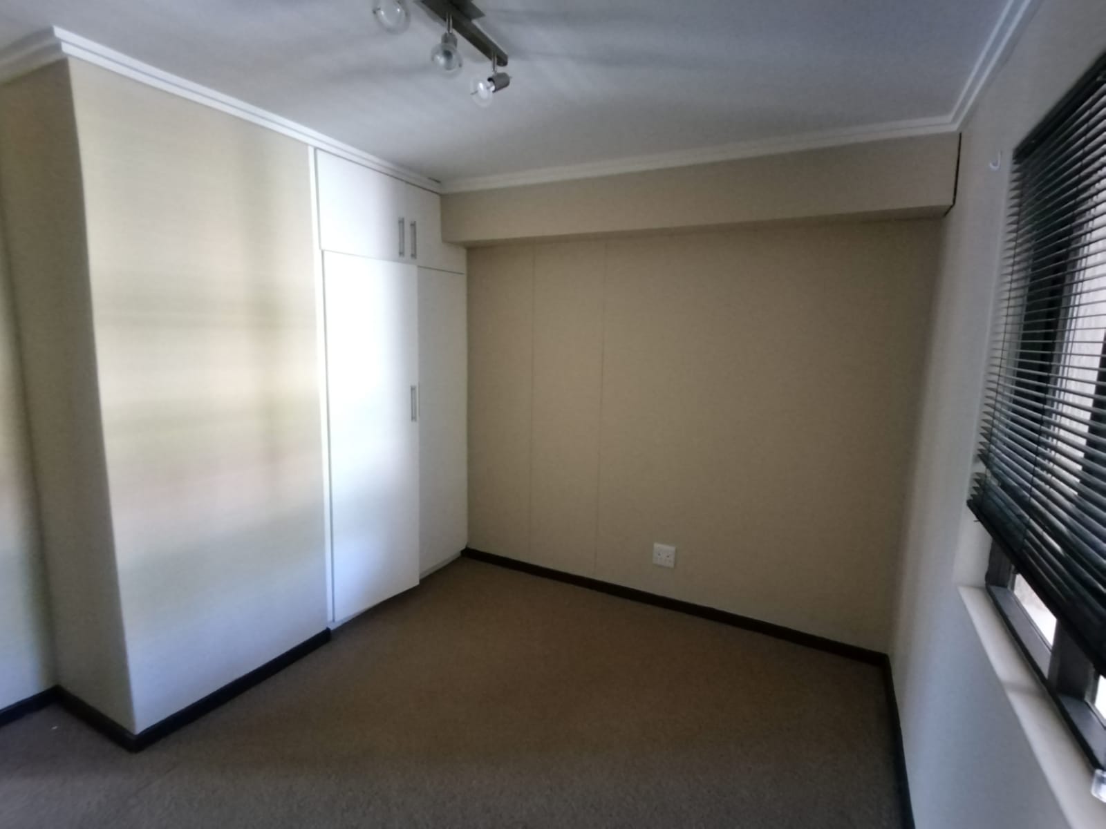 To Let 2 Bedroom Property for Rent in Berea West KwaZulu-Natal