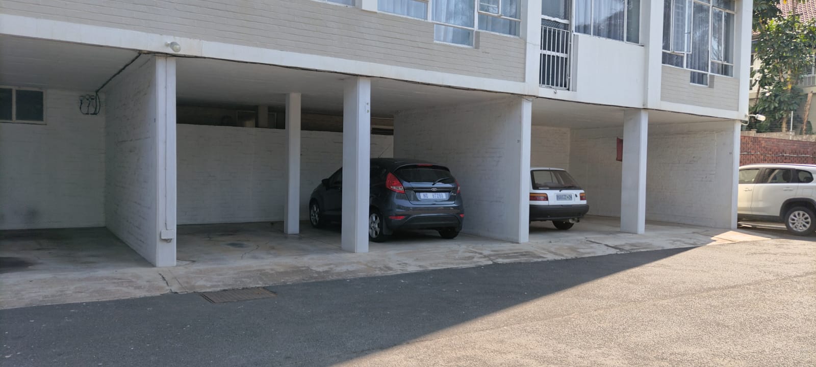 To Let 2 Bedroom Property for Rent in Essenwood KwaZulu-Natal