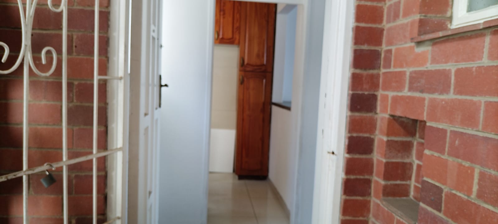 To Let 2 Bedroom Property for Rent in Essenwood KwaZulu-Natal