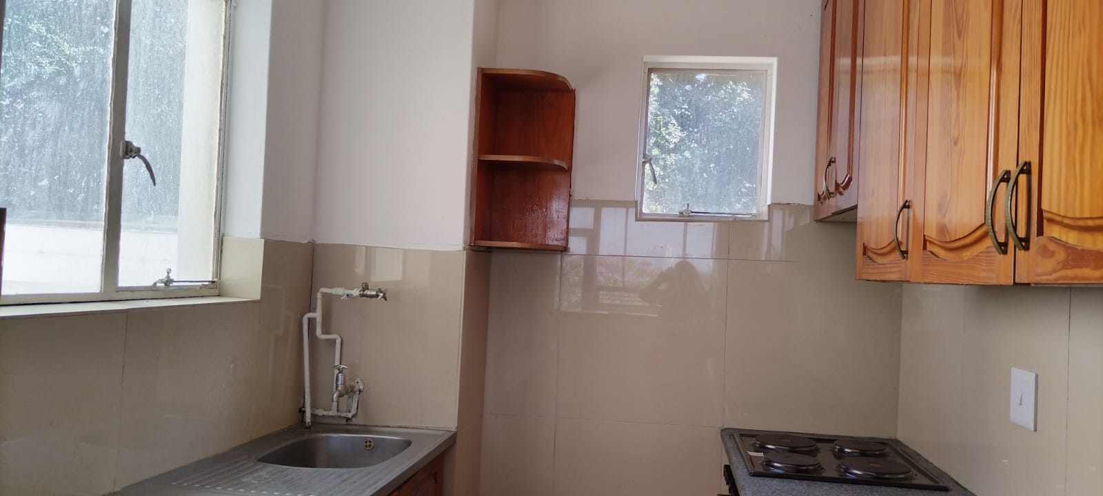 To Let 2 Bedroom Property for Rent in Essenwood KwaZulu-Natal