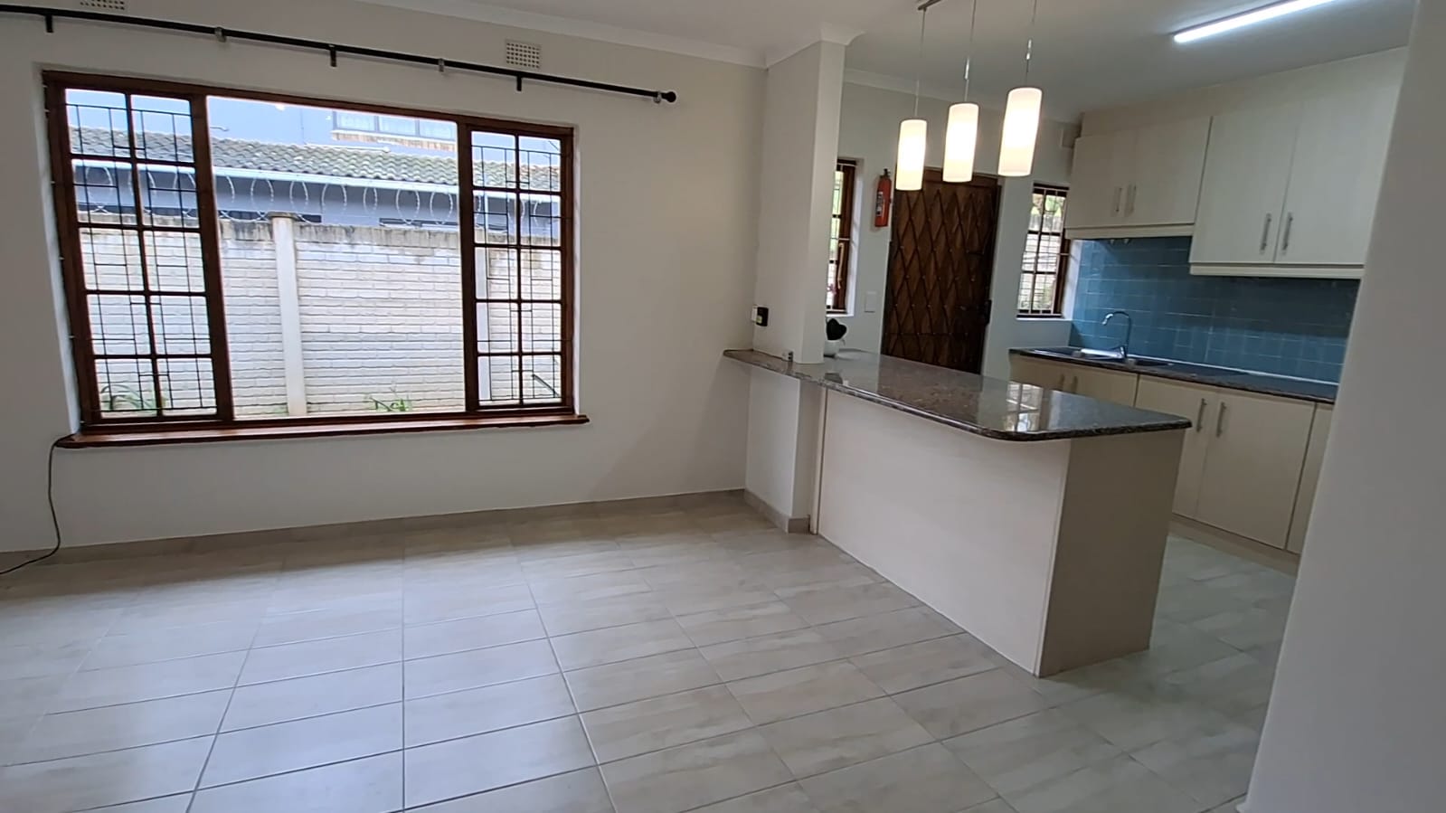 3 Bedroom Property for Sale in Amanzimtoti KwaZulu-Natal