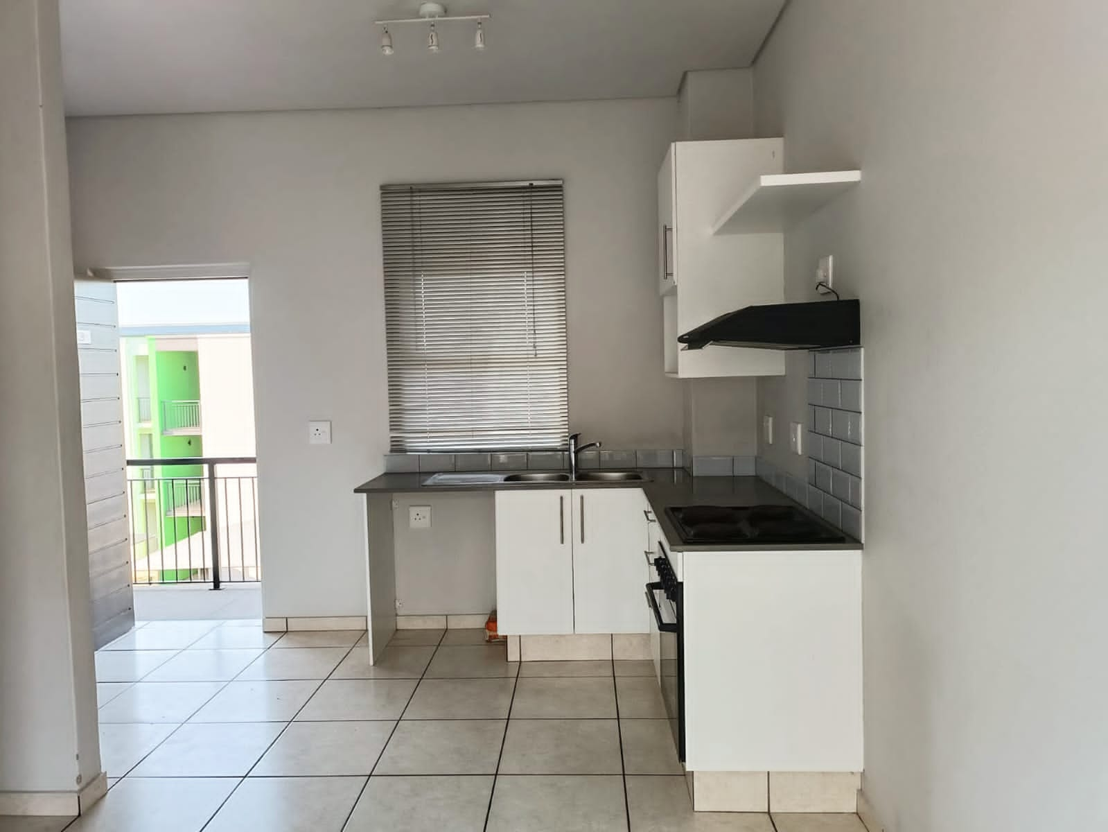 To Let 1 Bedroom Property for Rent in Ballito Central KwaZulu-Natal