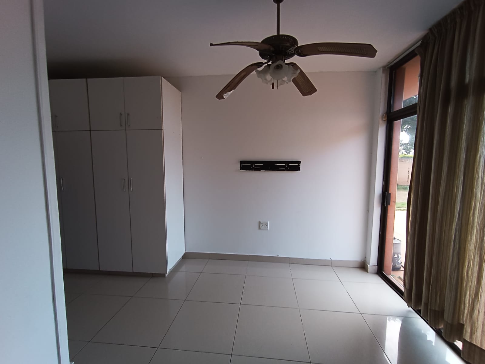 To Let 2 Bedroom Property for Rent in La Mercy KwaZulu-Natal