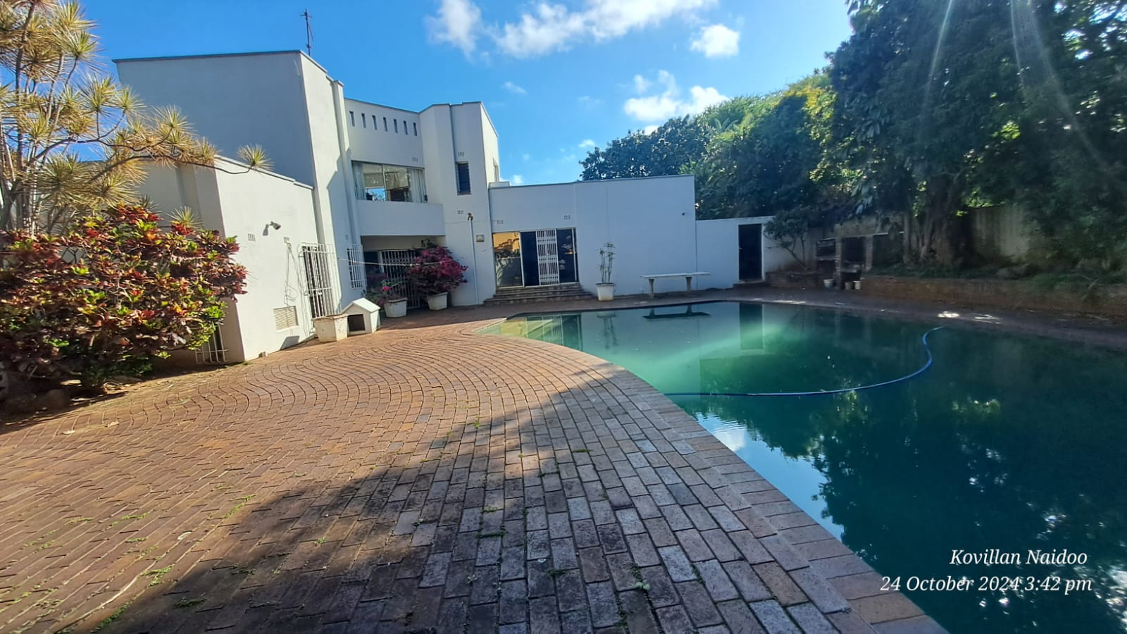 To Let 5 Bedroom Property for Rent in La Lucia KwaZulu-Natal