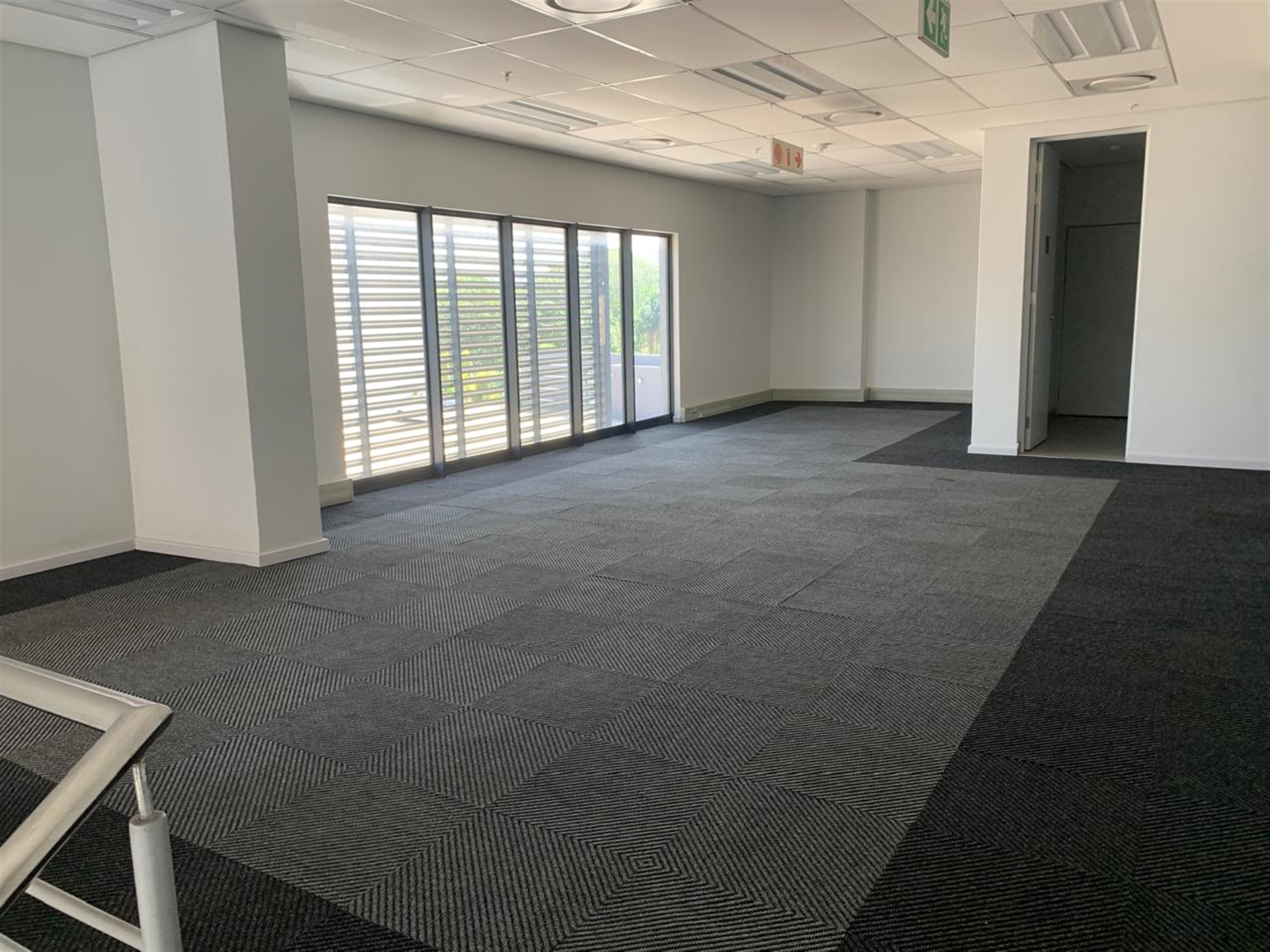 To Let commercial Property for Rent in Mount Edgecombe KwaZulu-Natal