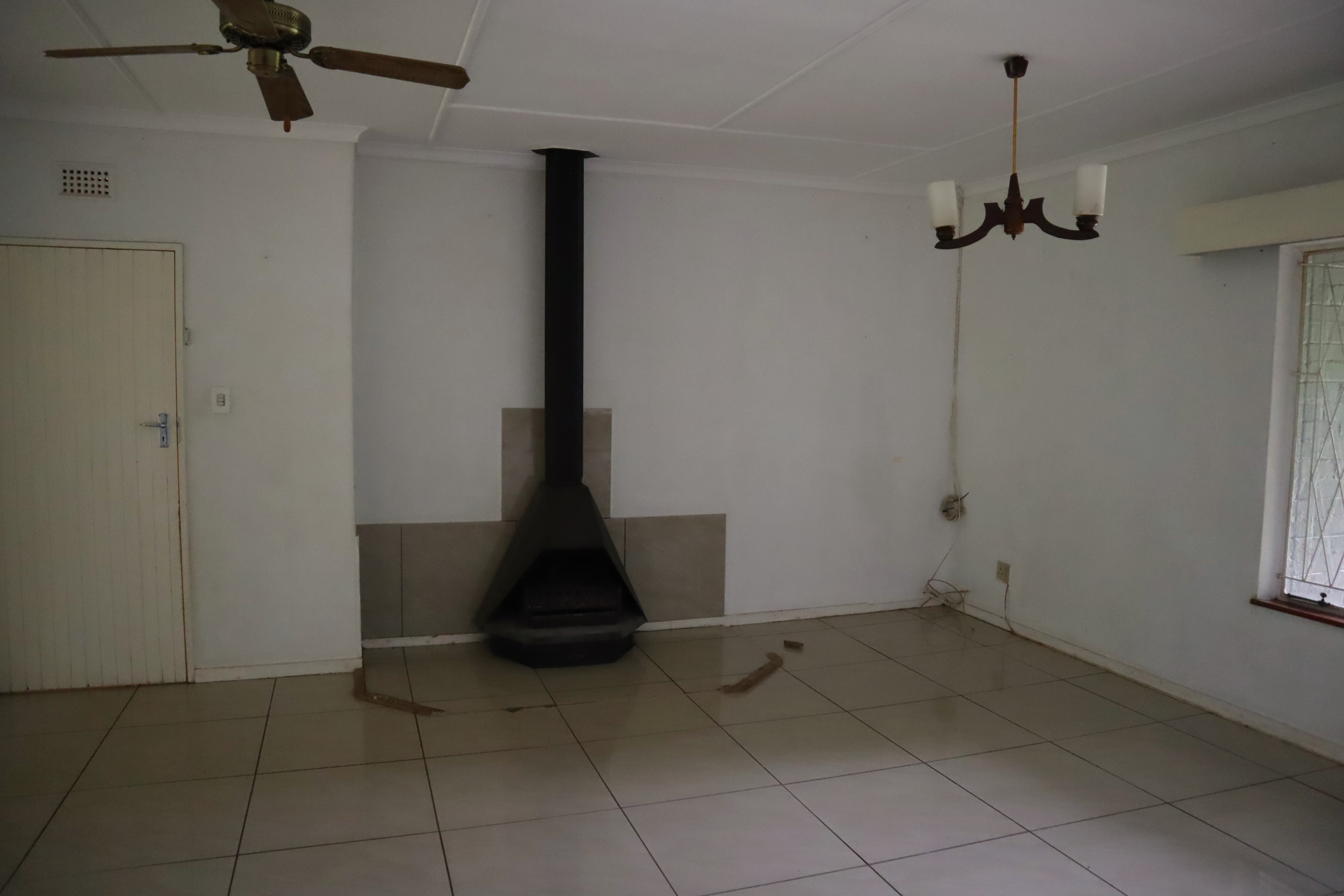 To Let 4 Bedroom Property for Rent in Howick North KwaZulu-Natal