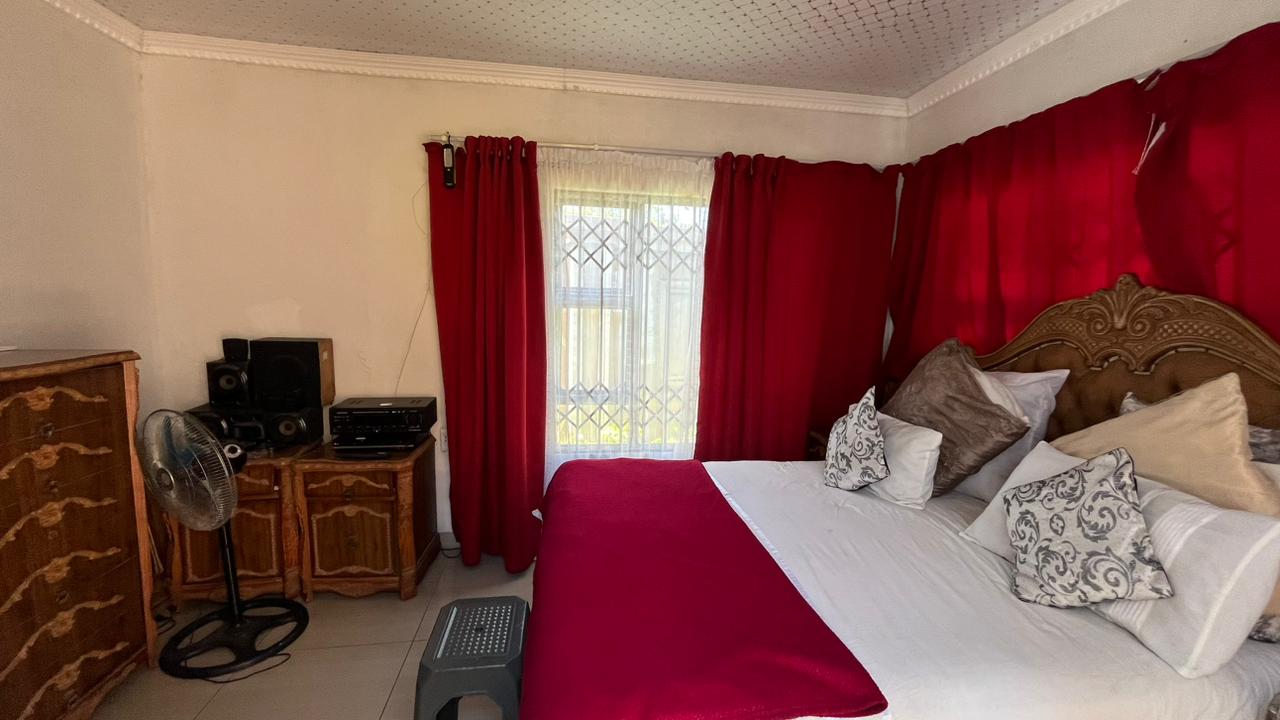 4 Bedroom Property for Sale in Esikhawini KwaZulu-Natal