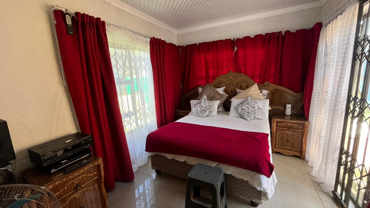 4 Bedroom Property for Sale in Esikhawini KwaZulu-Natal