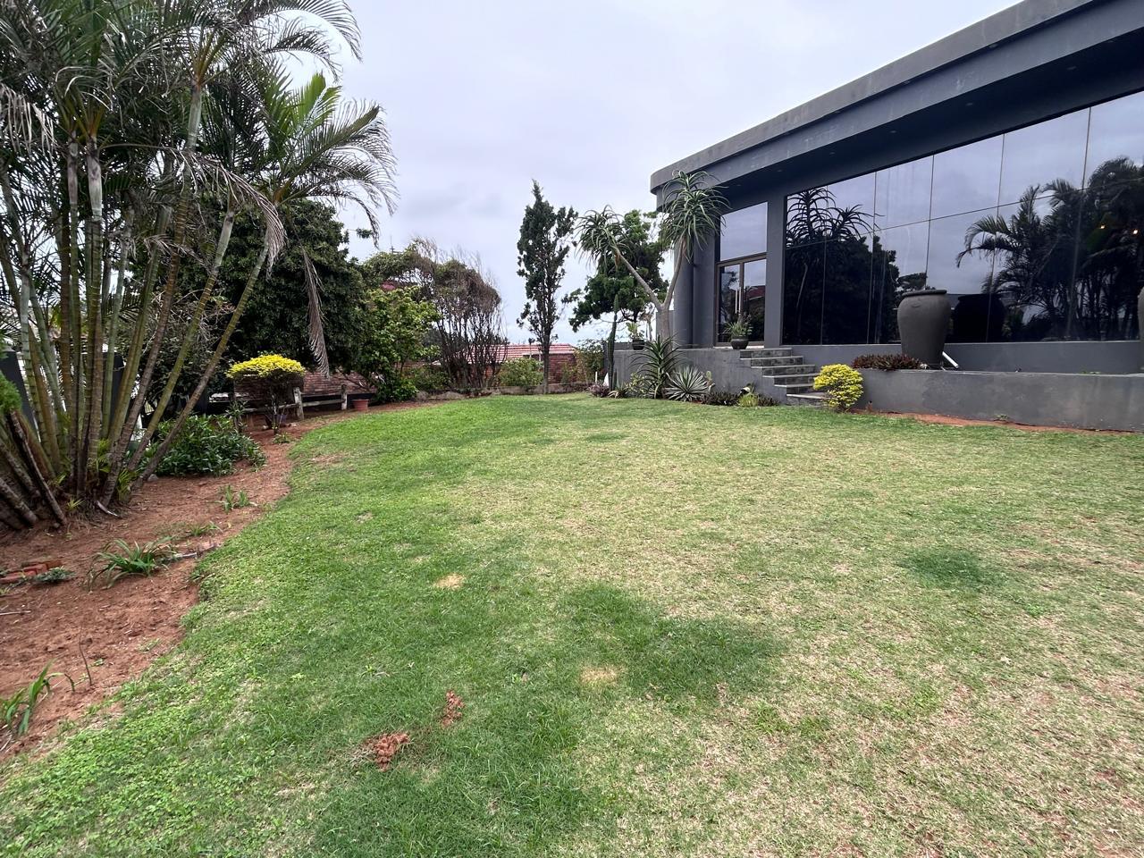 9 Bedroom Property for Sale in Bluff KwaZulu-Natal