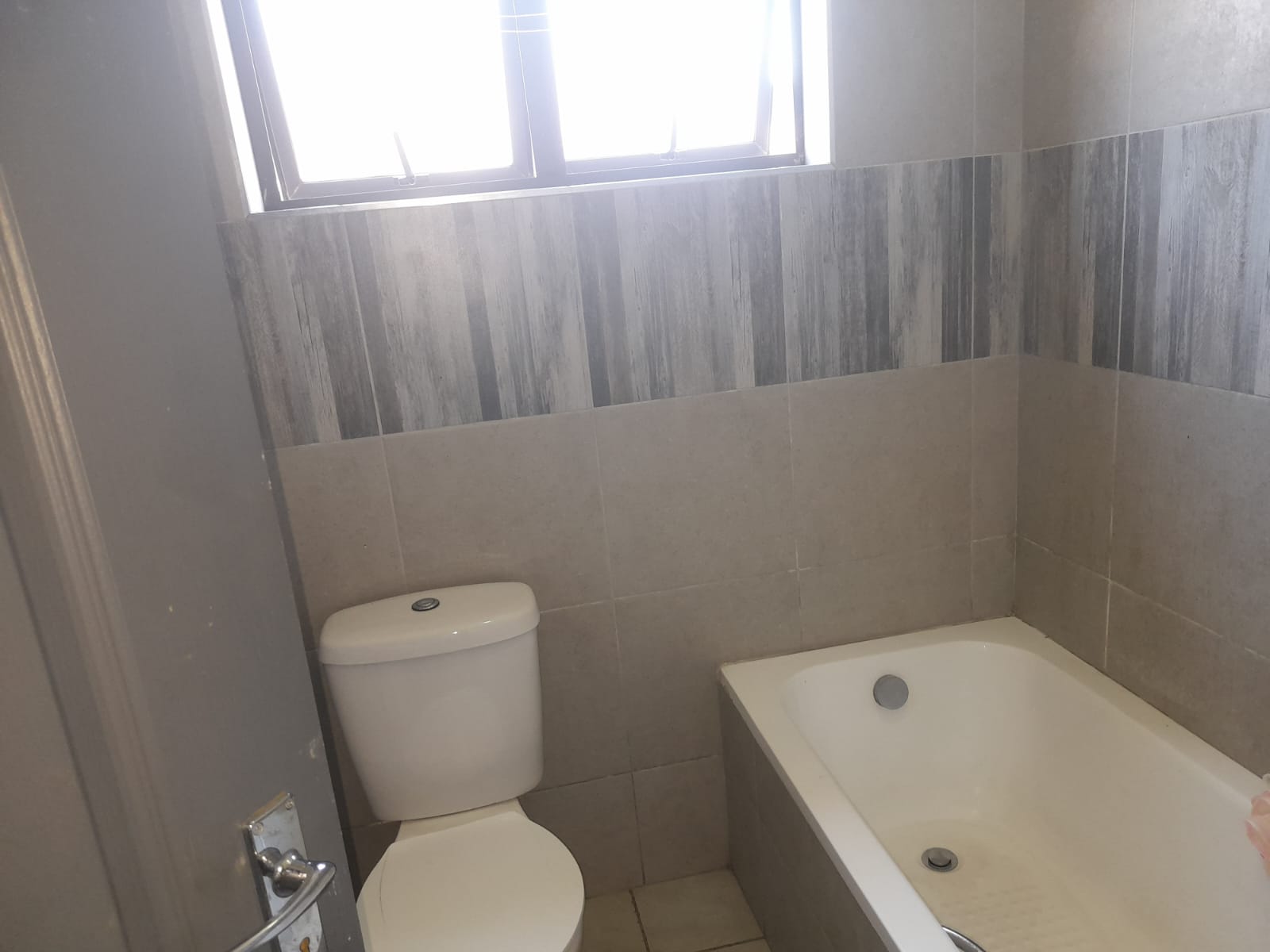 To Let 2 Bedroom Property for Rent in Montclair KwaZulu-Natal