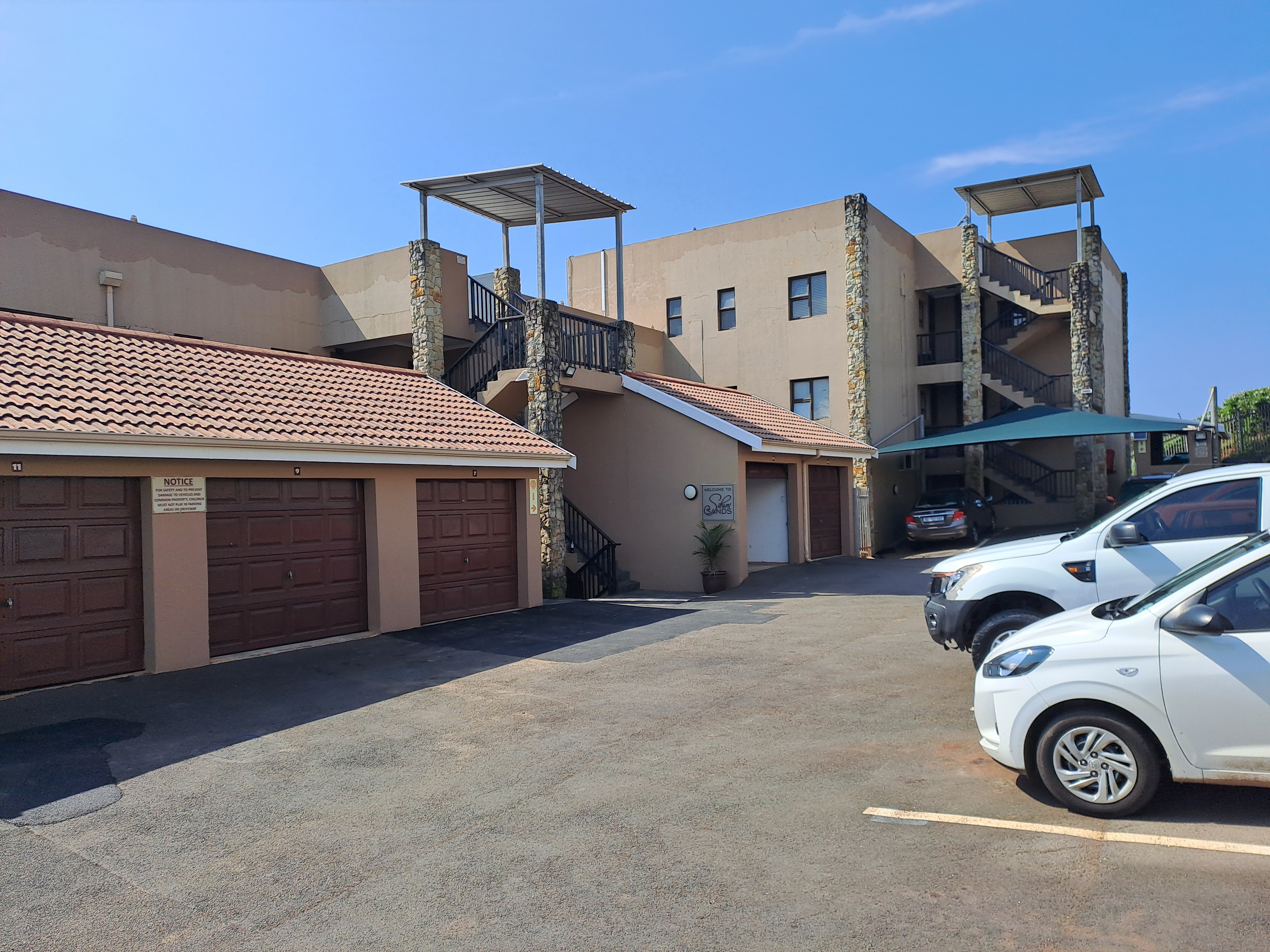 To Let 3 Bedroom Property for Rent in Westbrook KwaZulu-Natal