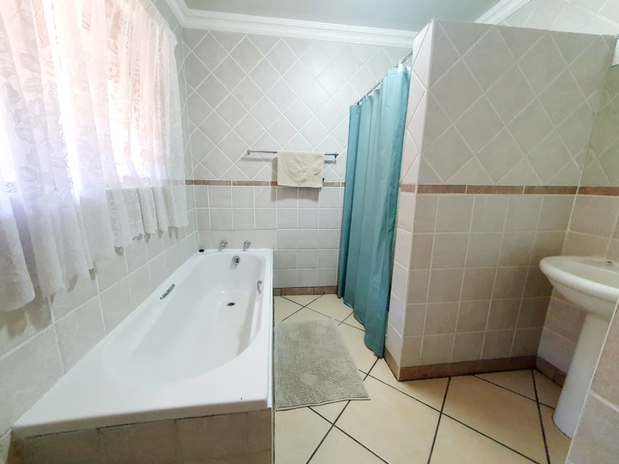 2 Bedroom Property for Sale in St Lucia KwaZulu-Natal