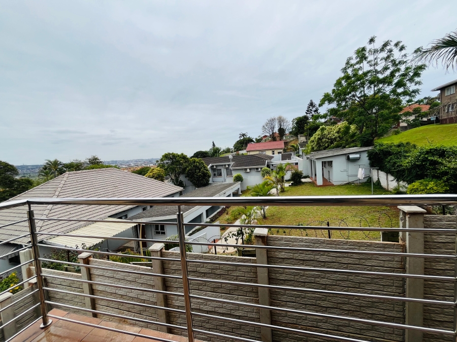 To Let 3 Bedroom Property for Rent in Bluff KwaZulu-Natal