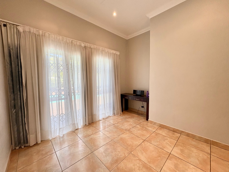 To Let 5 Bedroom Property for Rent in Ballito Central KwaZulu-Natal